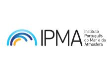 Logo of the Instituto Português do Mar e da Atmosfera, featuring blue and orange arcs on the left and the acronym "IPMA" next to the full name in Portuguese.